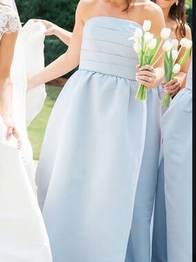 Amsale Arabella ICE - no alterations made ever! Size 8!
